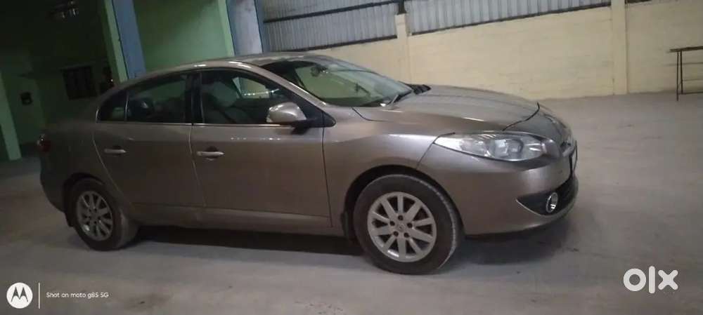 Renault Fluence 2012 Diesel 120000 Km Driven