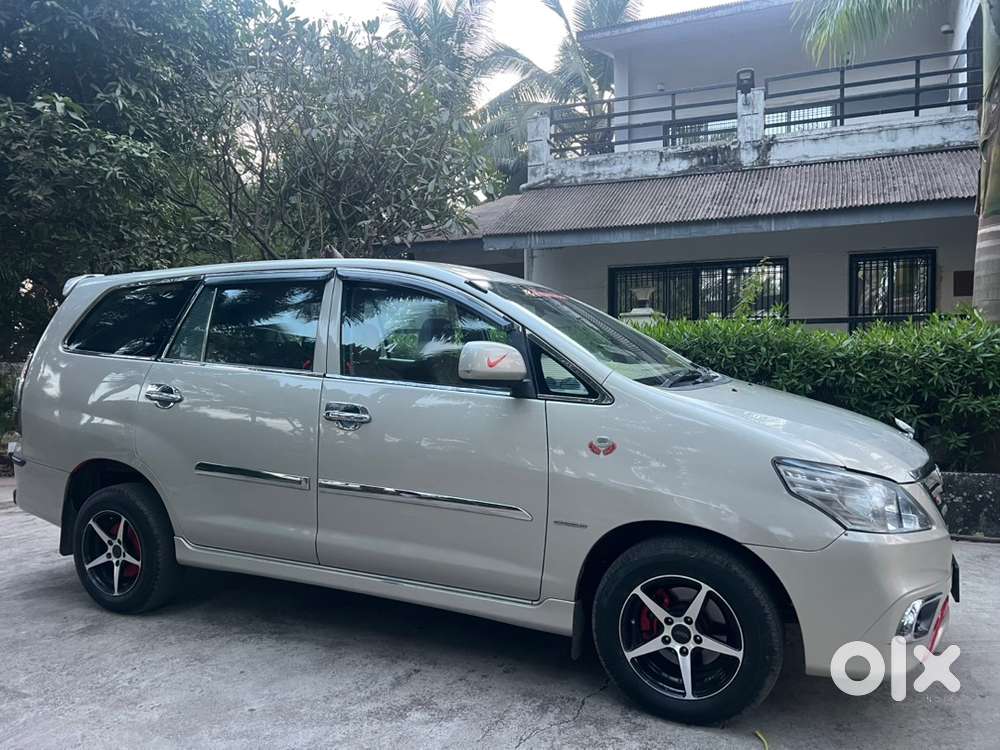 Toyota Innova Diesel 2013