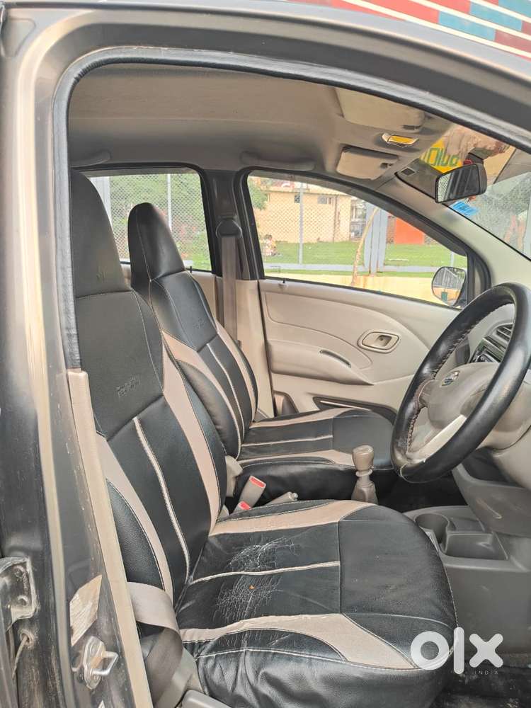 Datsun Redigo T Option, 2016, Petrol