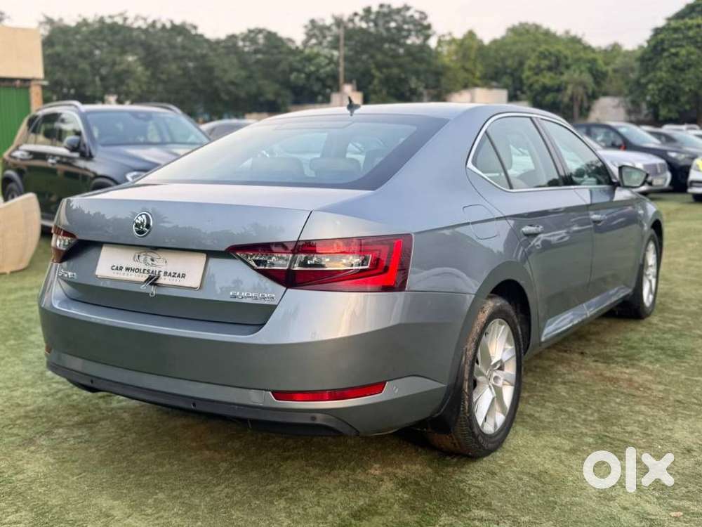 Skoda Superb 2.0 L&k Tsi At, 2019, Petrol