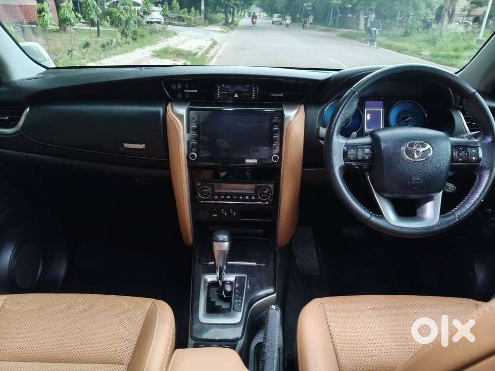 Toyota Fortuner 4x2 At 2.8 Diesel, 2022, Diesel