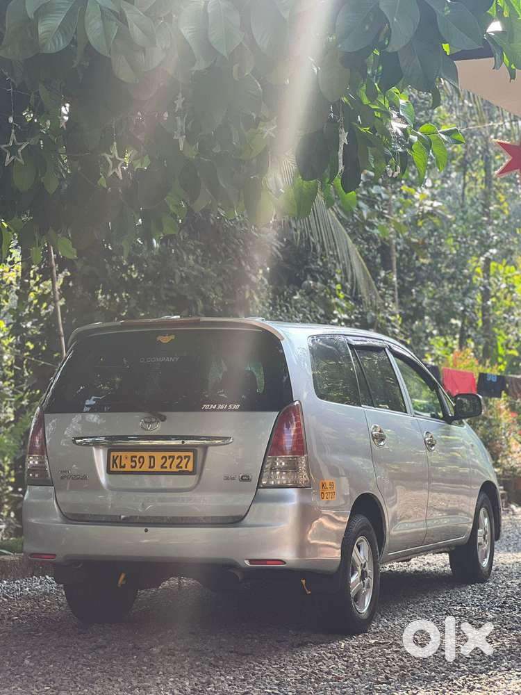 Toyota Innova 2.5 G (diesel) 7 Seater, 2010