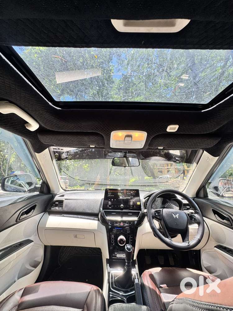 Mahindra Xuv 3xo Mx3, 2024, Petrol