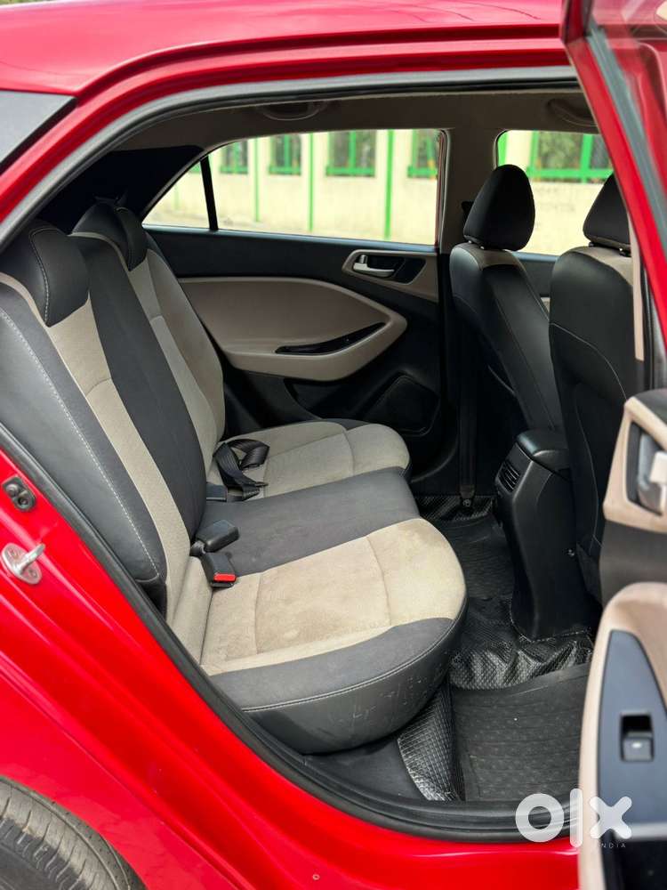 Hyundai I20 Sportz 1.2 Bs-iv, 2015, Petrol