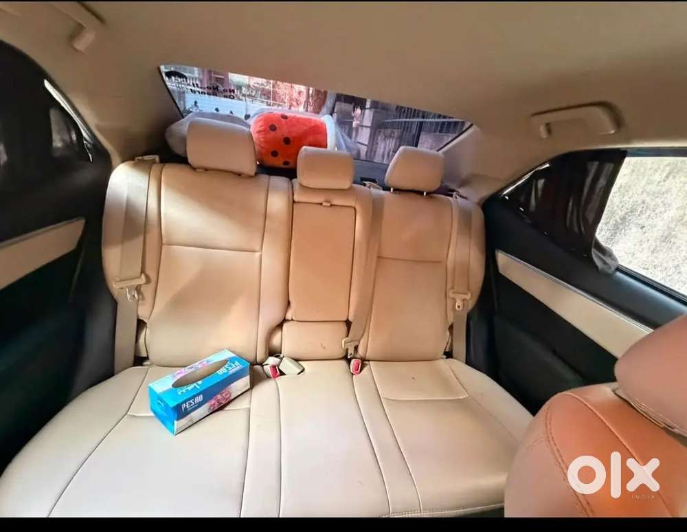 Toyota Corolla Altis 2015