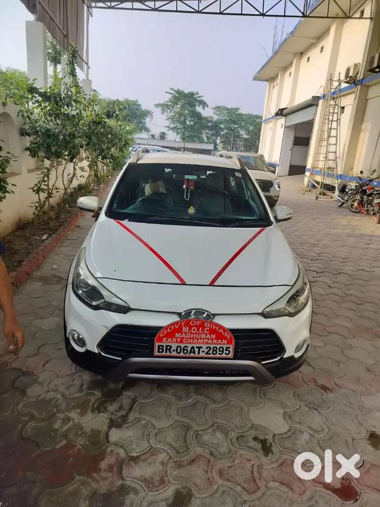 Hyundai I20 Active 2015 Petrol Well Maintained