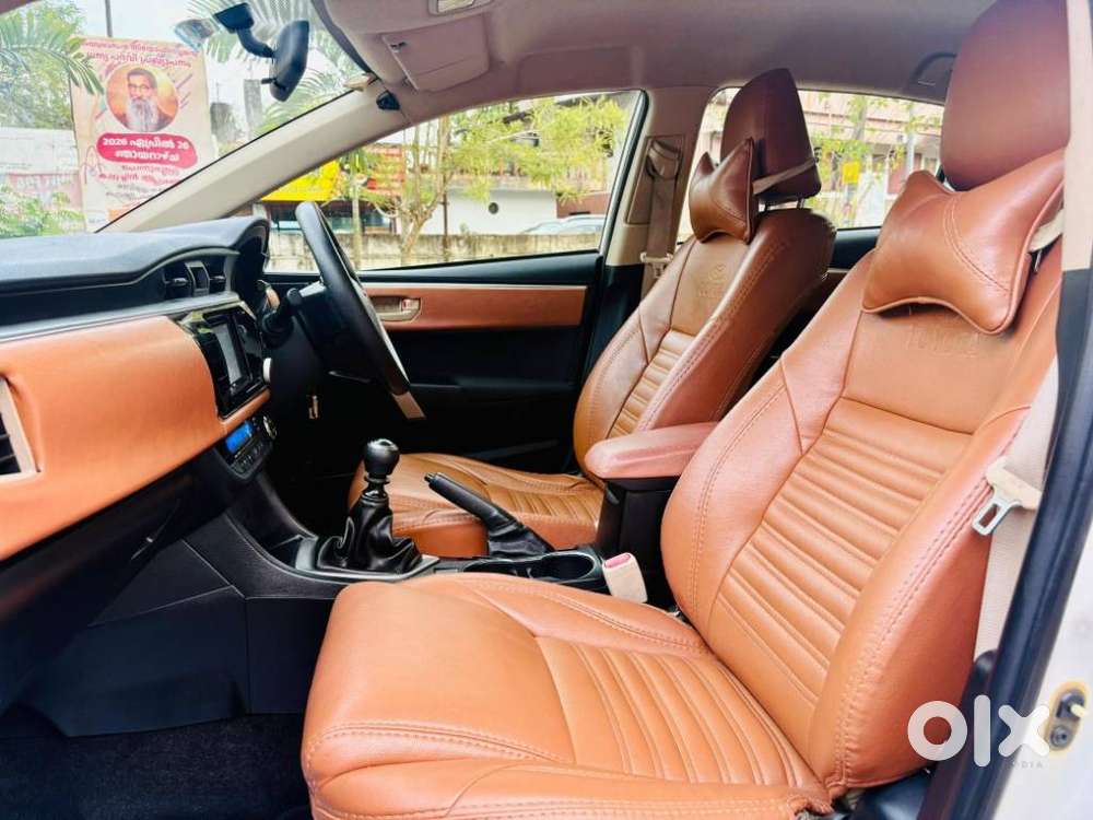 Toyota Corolla Altis 2013-2017 D-4d J, 2016