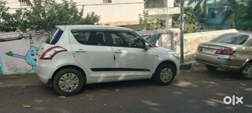 Maruti Suzuki Swift 2013 Diesel 108000 Km Driven