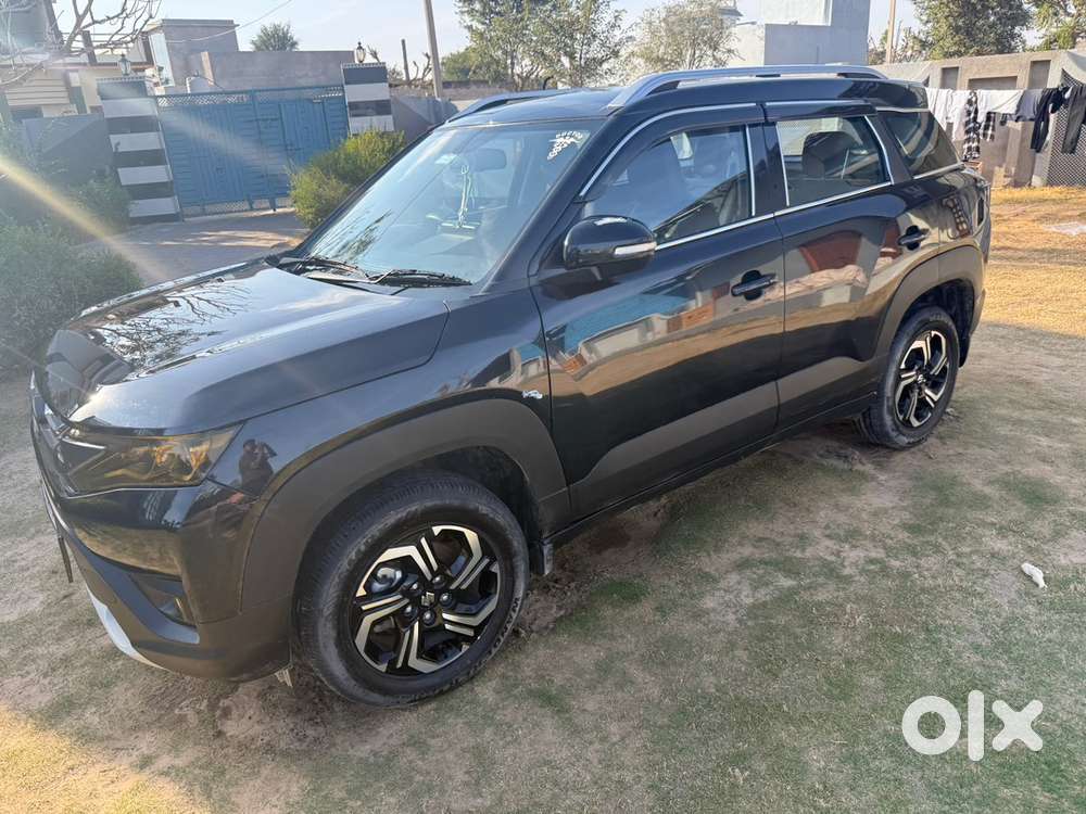 Maruti Suzuki Brezza 2025 Petrol 31000 Km Driven
