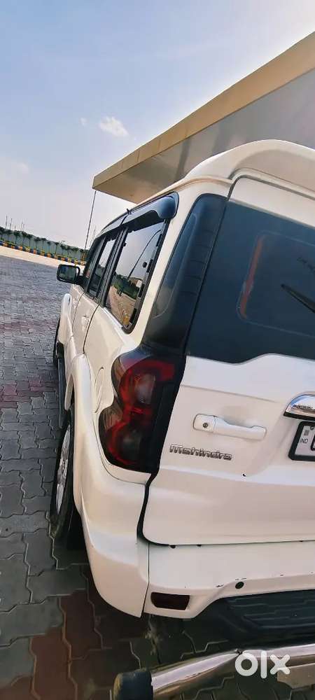 Mahindra Scorpio S11 2018 Diesel 85308 Km Driven Dimand 9,50,000