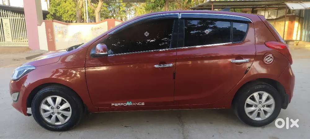Hyundai I20 Sportz 2012 Diesel 144000 Km