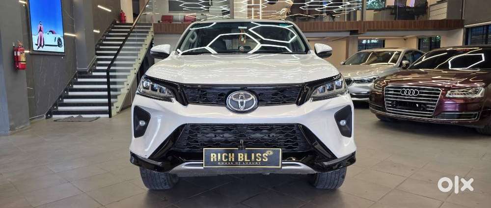 Toyota Fortuner Legender 4x2 At 2.8, 2024, Diesel