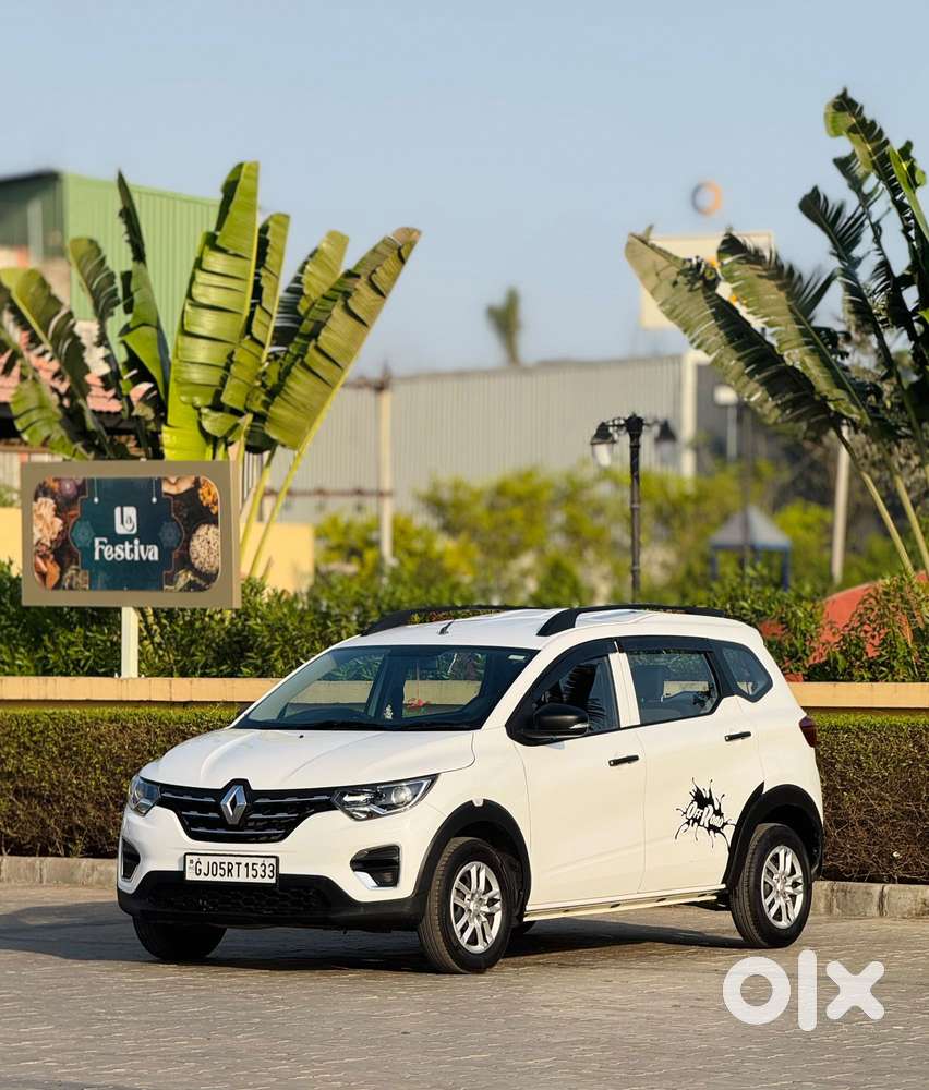 Renault Triber Rxl, 2023, Petrol