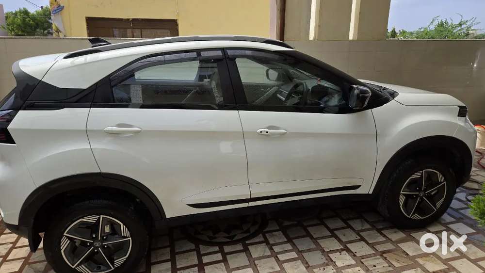Tata Nexon Petrol Manual Excellent Condition