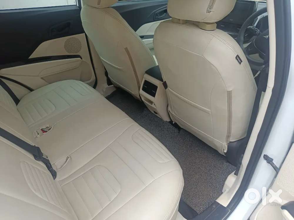 Mahindra 3xo Mx1 2024 Petrol Well Maintained
