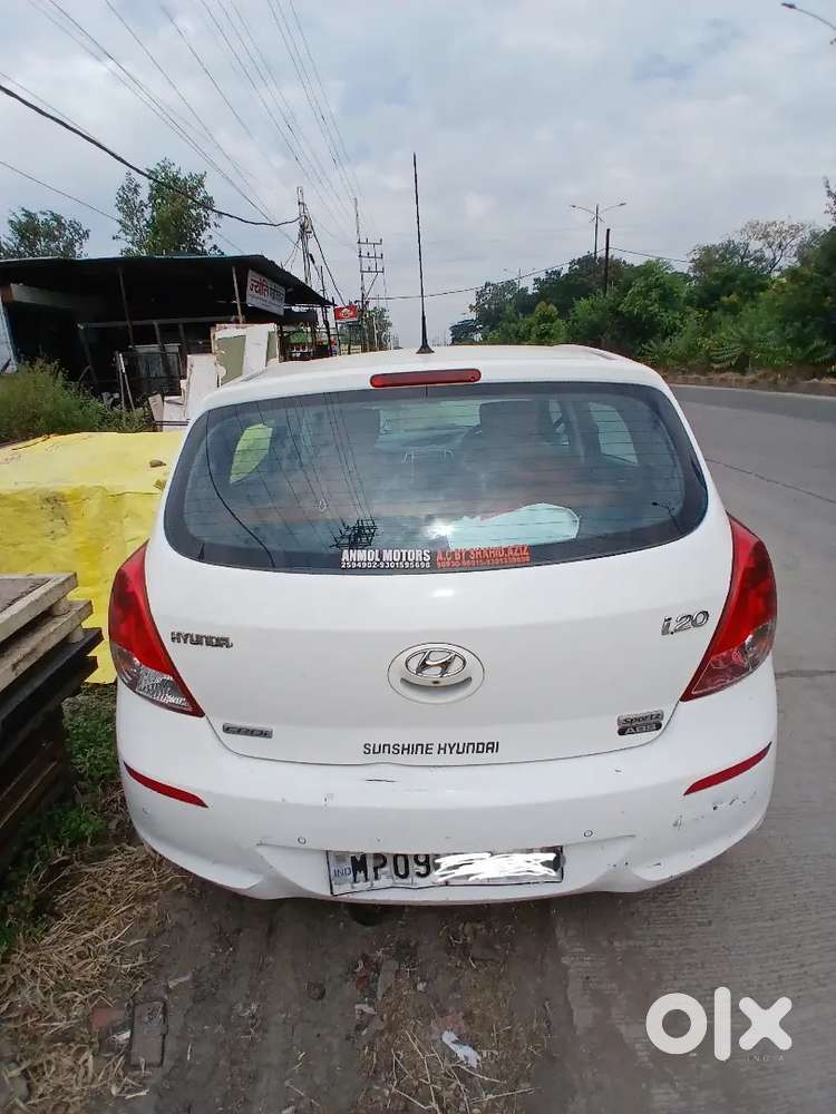 Hyundai I20 Spotz 2013 Year