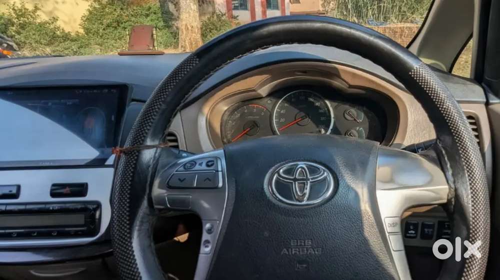Toyota Innova 2015 Diesel Well Maintained