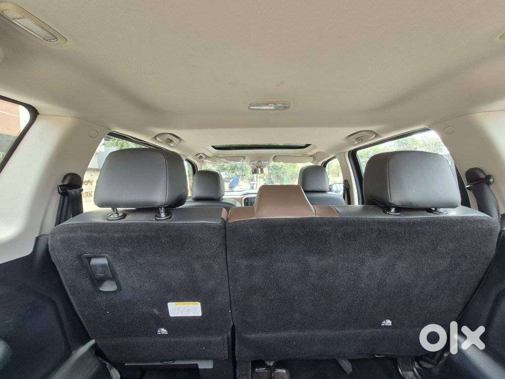 Mahindra Scorpio-n 2.0 Z8 L Petrol At 7 Str, 2022, Petrol