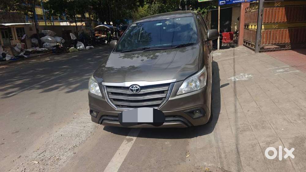 Toyota Innova 2.5 Gx 8 Str Bs-iii, 2015, Diesel