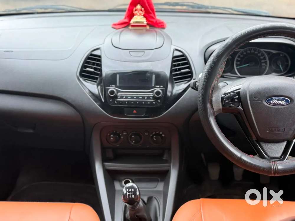Ford Figo Titanium, 2021, Petrol