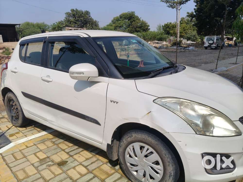 Maruti Suzuki Swift Vxi 2015