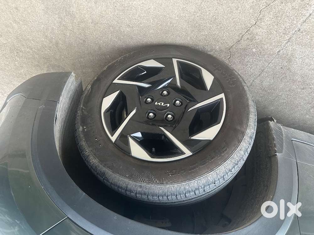 Kia Sonet Htx 1.5 Diesel At 2024, Single Owner