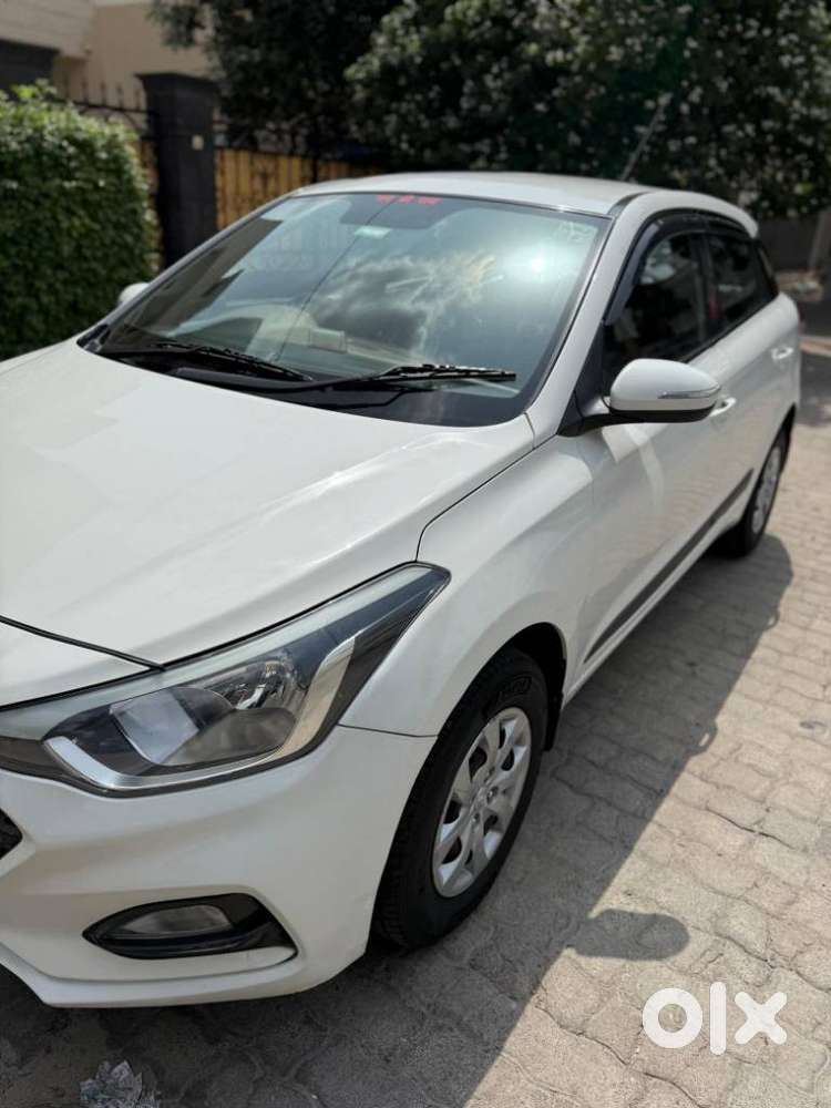 Hyundai I20 Sportz 1.4 Crdi 6 Speed Bs-iv, 2018, Diesel
