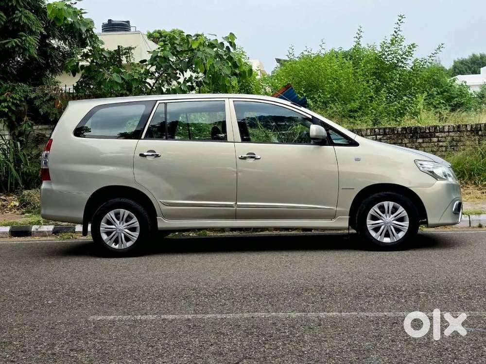 Toyota Innova 2.5 Gx 7 Seater Bs Iv, 2015, Diesel