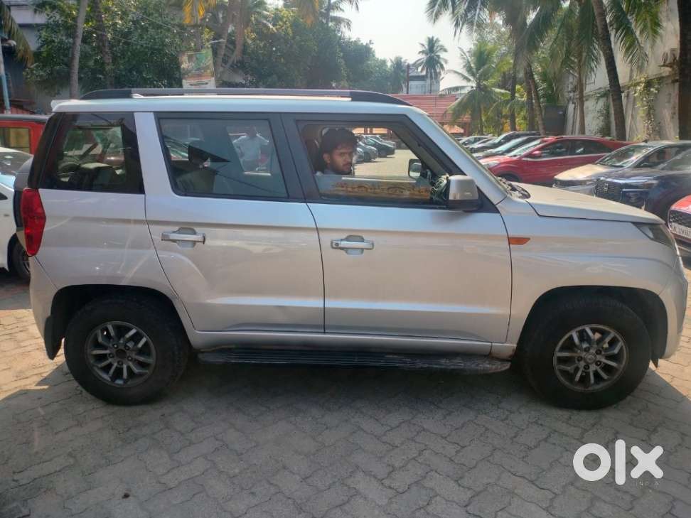 Mahindra Tuv 300 T10, 2018, Diesel
