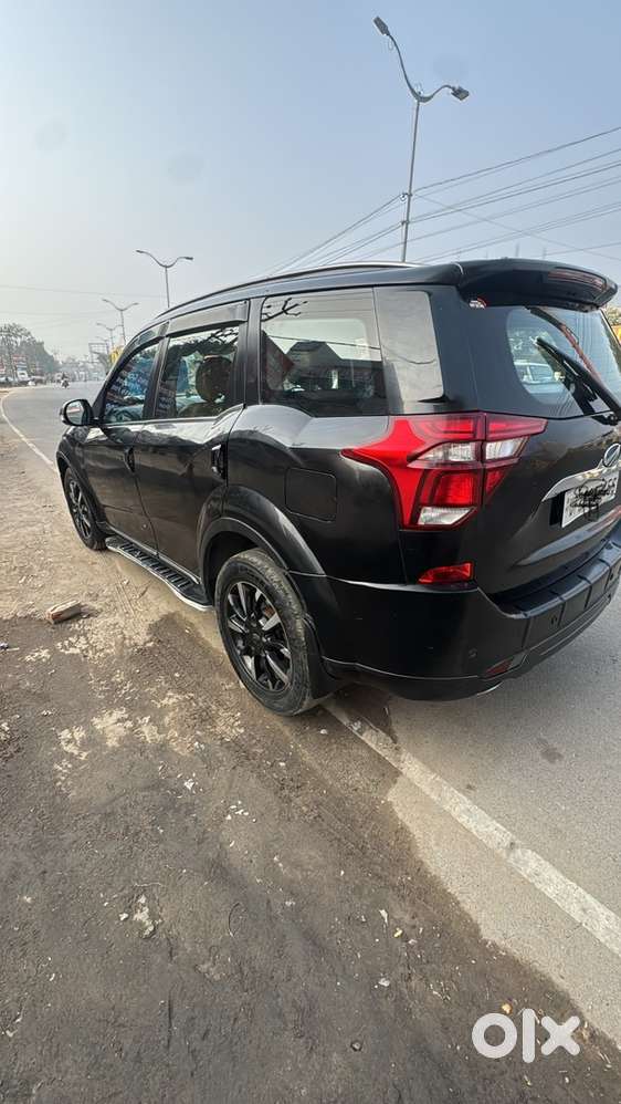 Mahindra Xuv500 Diesel 90000 Km Driven