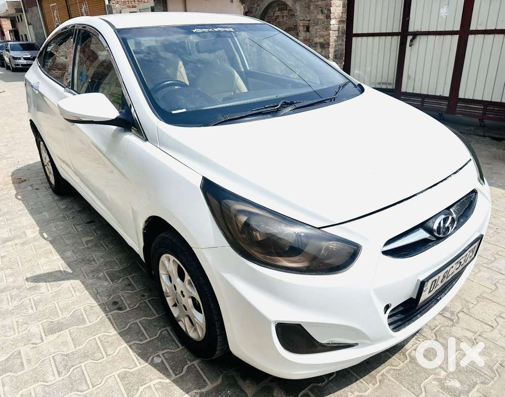 Hyundai Verna [ ] Fluidic 4s 1.6 Vtvt Ex At, 2013, Diesel