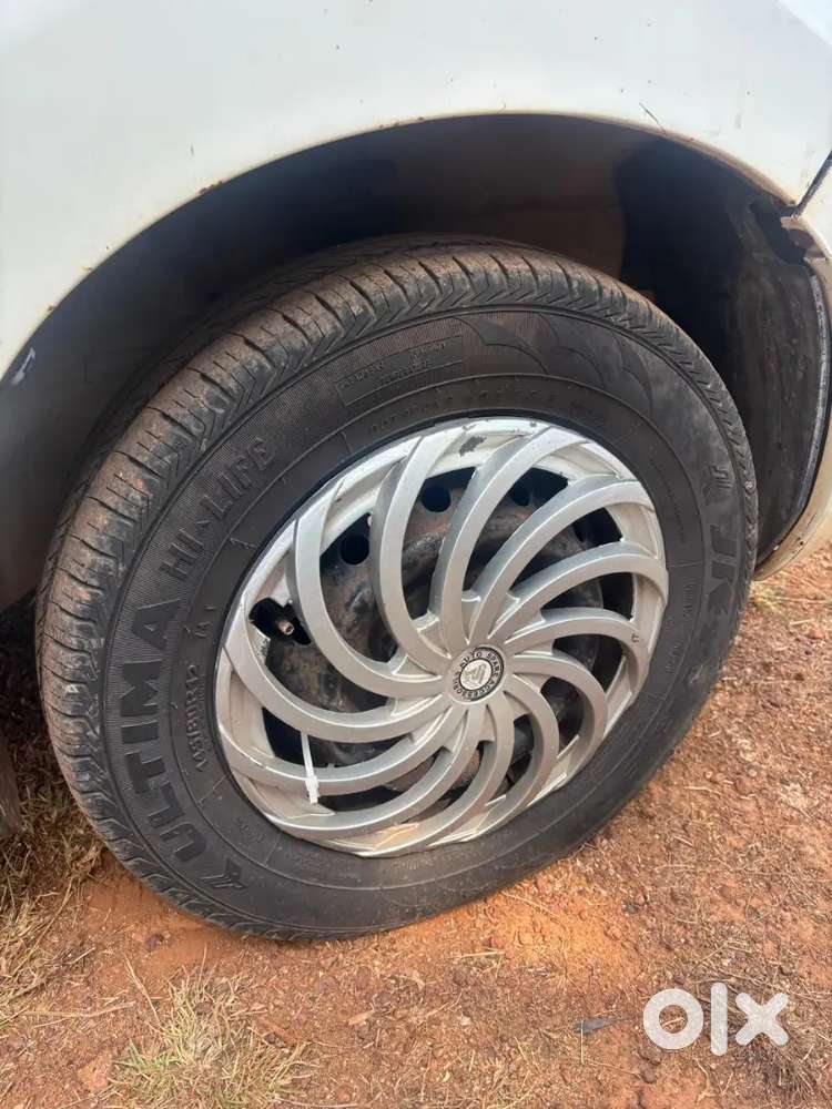 Running Condition New Betty, New Tyre,