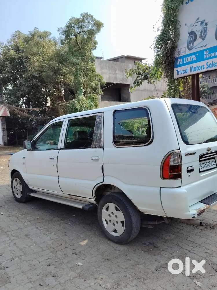 Chevrolet Tavera Ls B1 2010