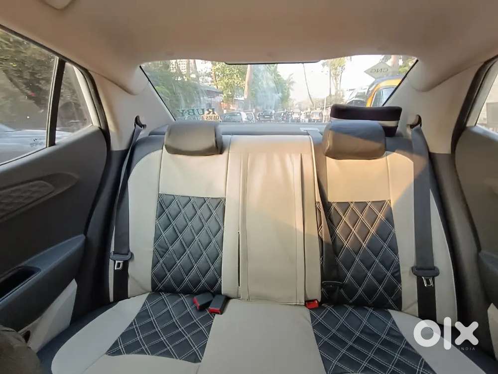 Hyundai Aura 2025 Cng & Hybrids 32000 Km Driven Class Condition