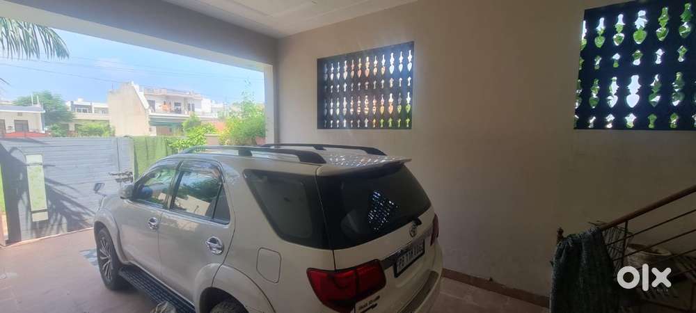 Toyota Fortuner 2012 Diesel 130000 Km