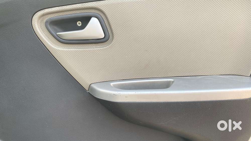 Maruti Suzuki Alto K10 Vxi Amt, 2016, Petrol