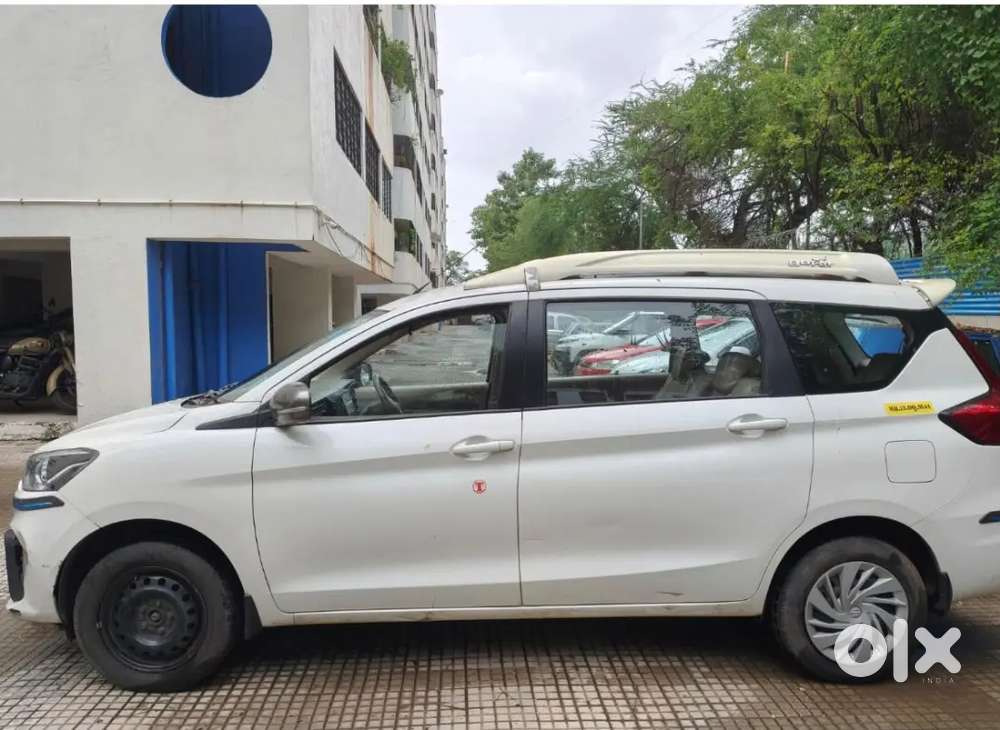 Maruti Suzuki Ertiga Vxi 2024
