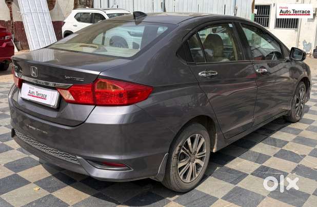 Honda City V At I-vtec, 2018, Petrol