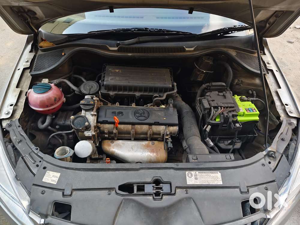 Skoda Rapid 1.6 Mpi At Ambition Plus, 2013, Petrol