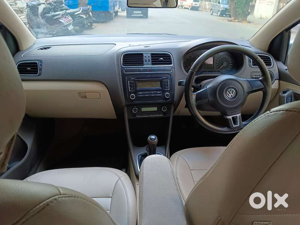 Volkswagen Vento Petrol Highline, 2011, Petrol