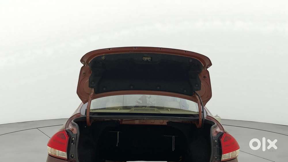 Maruti Suzuki Ciaz 1.5 Alpha Shvs Petrol, 2020, Petrol