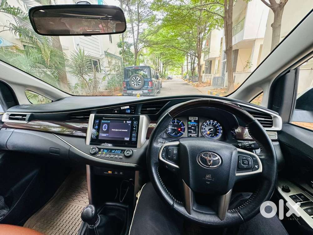 Toyota Innova Crysta Diesel 2017