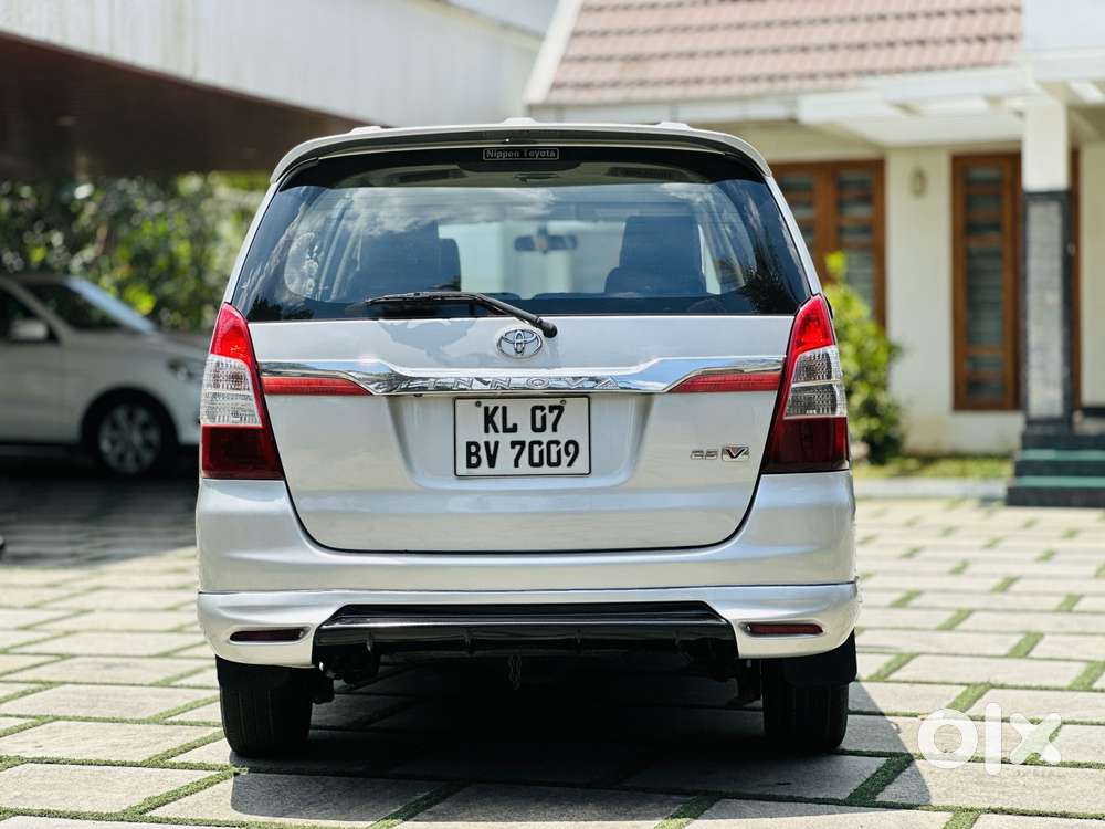 Toyota Innova 2.5 V 7 Str, 2012, Diesel