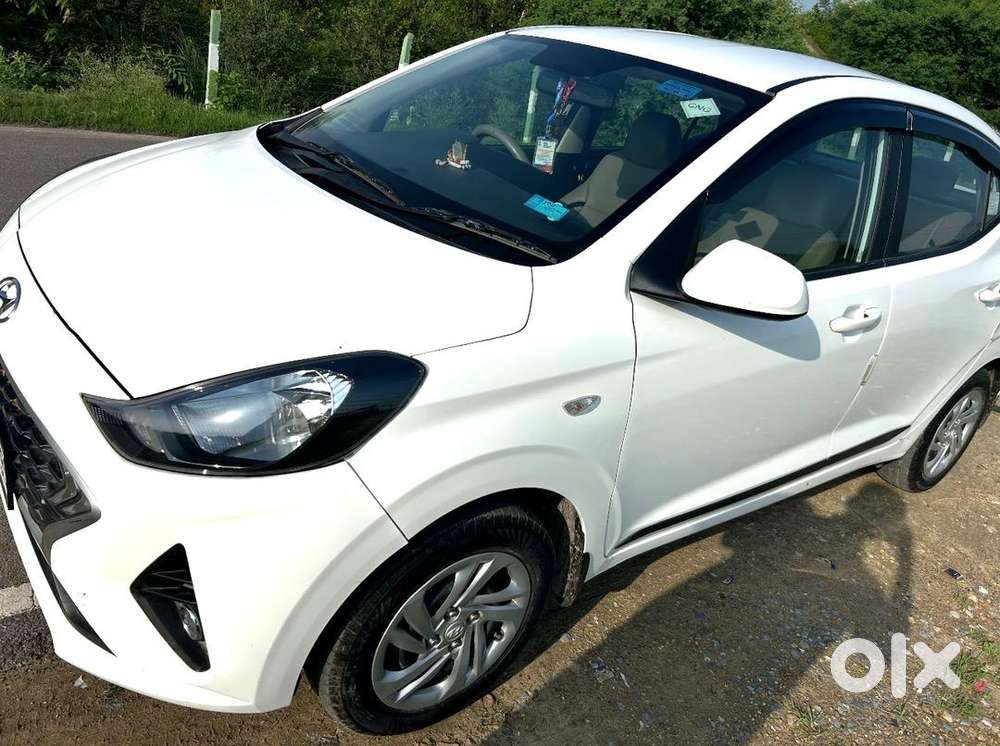 Hyundai Aura 2023 Cng & Hybrids Well Maintained