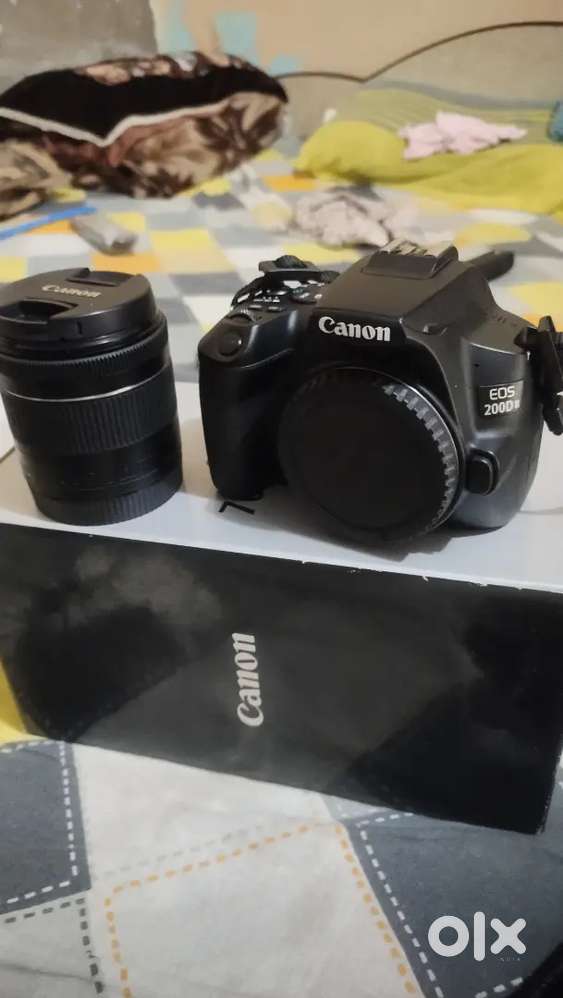 Canon 200 D mk ii Camera+18-55 mm+70-200 mm telephoto Zebra lens