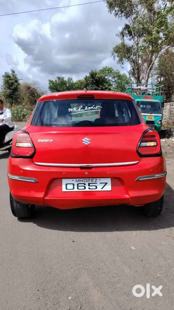 Maruti Suzuki Swift Zxi*. Petrol