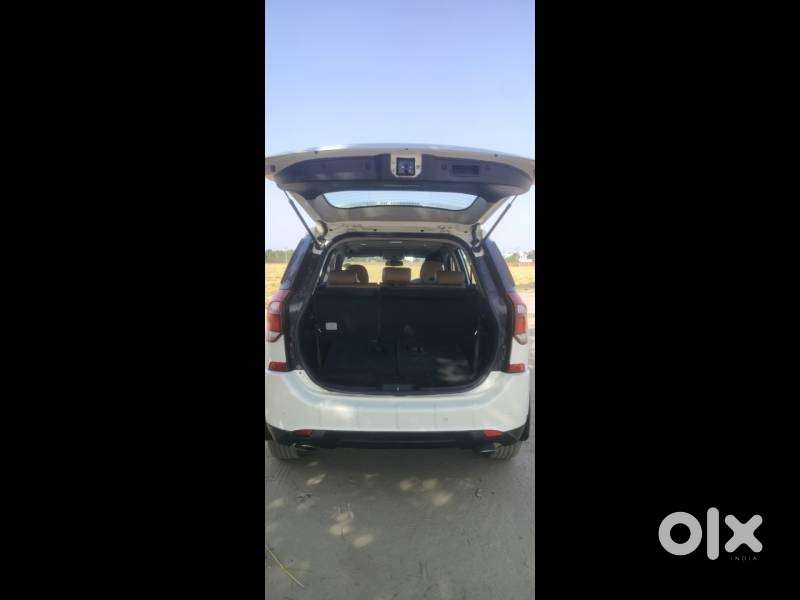 Mahindra Xuv500, 2019