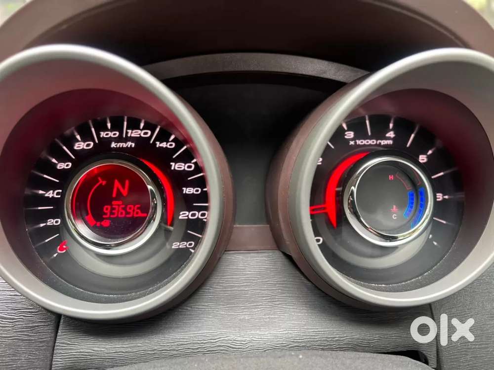 Mahindra Xuv500 At W8 Fwd, 2014, Diesel