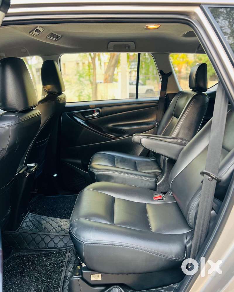 Toyota Innova Crysta [2020-ongoing] 2.4 Gx At 7 Str, 2021, Diesel