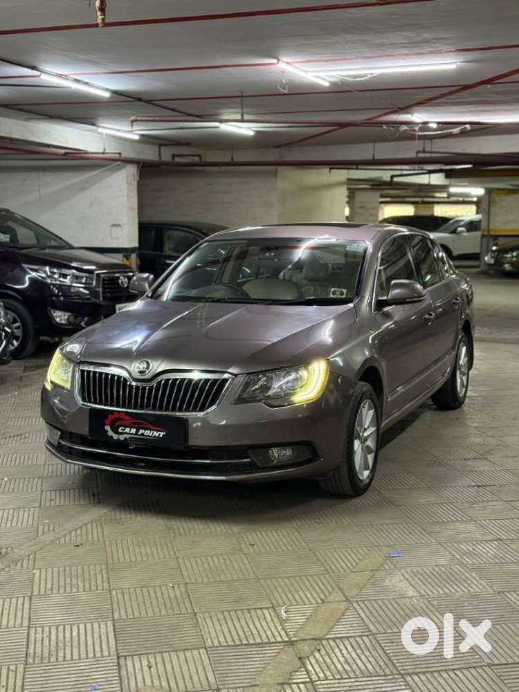 Skoda Superb [ ] 1.8 Style Tsi At, 2015, Petrol